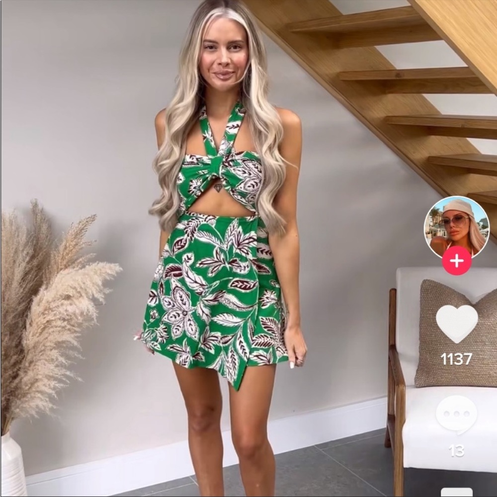 New ZARA Cut Out Printer Jumpsuit